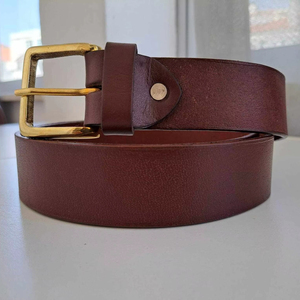 Cinturón de cintura informal para mujer personalizado al por mayor, piel de vaca auténtica de alta calidad, acero duradero y respetuoso con el medio ambiente, su diseño - Product Image 3