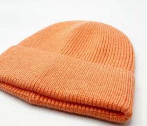 2025 nuevo diseño cómodo estilo único al por mayor mejor calidad jacquard ropa para correr deportes invierno mujeres Beanie Cap's - Product Image 6