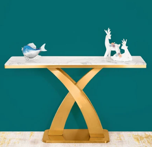 Table console moderne avec dessus en marbre blanc et base sculpturale en métal doré, disponible au prix de gros - Product Image 5
