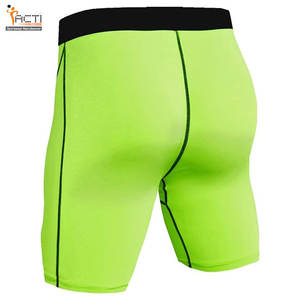 Pantalones cortos de compresión transpirables de alta calidad para gimnasio, pantalones cortos de compresión hechos en Pakistán, fabricante - Product Image 4