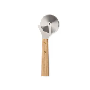 Cortador de Pizza Personalizado VINGA Paso, Utensilios de Cocina Premium para Pizzas Perfectas - Product Image 1