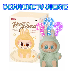 Portachiavi in morbido peluche Labubu Have a Seat, leggero oggetto da collezione - Product Image 2