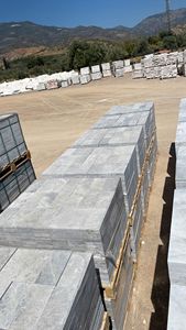 หินอ่อนธรรมชาติรักษ์โลกขนาด 20x20 ซม. แบบขัดเงา ตัวอย่างขนาดเล็ก สำหรับปูพื้น ทางเดินรถยนต์ ดีไซน์ทันสมัย ผลิตในตุรกี เหมาะสำหรับสวน - Product Image 2