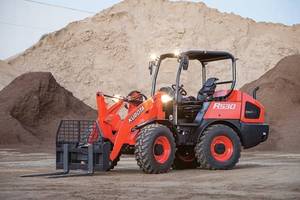 Chargeuse sur pneus Kubota R065 de qualité supérieure, efficace, forte capacité de charge, petite taille, machine de manutention de matériaux pour la construction et l'agriculture, Autriche - Product Image 6