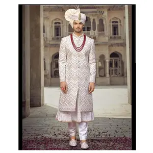 Hochzeit Sherwani für Bräutigam Großhändler Hersteller In Indien Delhi Hochwertiger Stoff Neueste Designs
