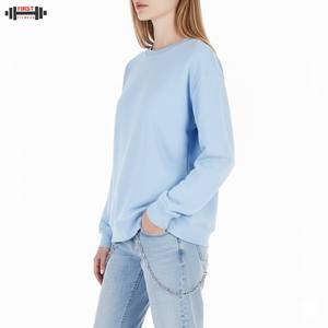 Sudadera de invierno de alta calidad con media cremallera y cuello en V, estilo urbano, para mujer, personalizable, con hombros caídos y forro polar. - Product Image 6