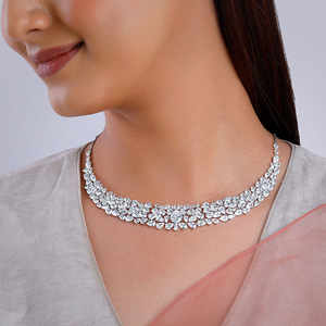 Collier en argent avec cristaux Elara - Product Image 4