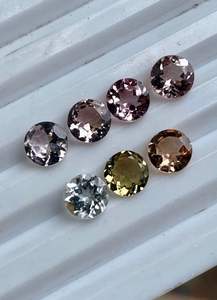 พลอยทัวร์มาลีนทรงกลมเจียระไนเหลี่ยมหลากสีธรรมชาติขนาด 6 มม. สำหรับทำเครื่องประดับ - Product Image 2