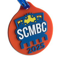 Lanière personnalisée en PVC 2D pour cadeaux d'affaires, logo personnalisé, étanche, phosphorescente, forme cœur, pour chapeaux, marchés internationaux