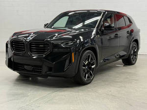 BMW XM 2025 d'occasion en excellent état - Product Image 2