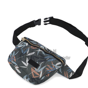 Nouveaux arrivages : sacs banane robustes de qualité, fabriqués au Pakistan, pour les activités de plein air - Product Image 3