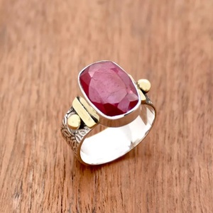 Anillo de rubí 925 Anillo de regalo texturizado de dos tonos facetados de plata - Product Image 4