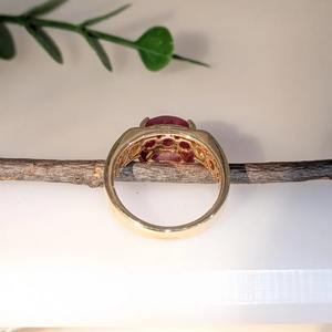 Bague rubis étoile naturelle 7.3ct avec accents de diamants Style vintage or massif 14 carats 10.5x9.6mm ovale pour fiançailles - Product Image 6