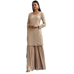 Lentejuelas beige y Cutdana Kurta con Sharara y Organza Dupatta para bodas Fiestas Recepción festiva y celebraciones culturales - Product Image 2