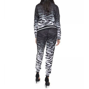 Ensemble de survêtement deux pièces pour femme, tendance, de qualité supérieure, personnalisable par sublimation, coupe-vent, best-seller - Product Image 3