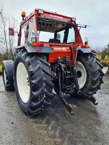 Tracteur agricole FIAT 110 CV Moteur turbo 4 roues motrices Boîte de vitesses automatique Transmission par engrenages Tracteur à roues - Product Image 4