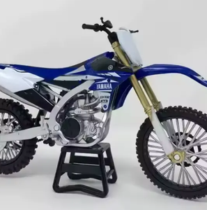 Yamaha YZ450F 2024, moto tout-terrain en fibre de carbone, série Challenger, nouvelle et originale - Product Image 1
