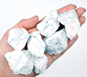 Vente en gros de cristaux de guérison en pierre naturelle de meilleure qualité pierre Howlite pierre précieuse de guérison matière brute au prix des mines - Product Image 2