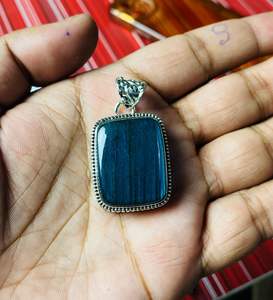 Usine directe en gros Chic femmes 925 en argent Sterling Labradorite à la main lunette réglage élégant fête porter accessoire Unique - Product Image 3