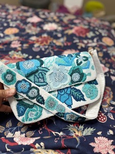 Sac de soirée pour femmes, fait main, exclusif, orné de perles |   Tissu en coton classique artisanal, couleurs mélangées, sérigraphie HUSSAIN - Product Image 4