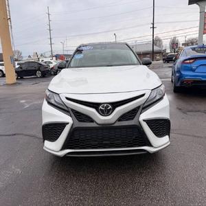 EXCELENTE ESTADO 2024 2022 Toyota Camry XSE - Product Image 1