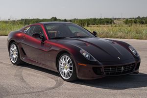 Ferrari 599 GT-B Fiorano 2007 Usado, Conversión Manual de 6 Velocidades, Motor V12, Color Bordeaux Pontevecchio - Product Image 5