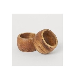 Anneau de serviette en bois artisanal élégant, donnant une touche exclusive à la décoration de table avec la beauté traditionnelle du bois - Product Image 6
