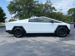 Offre Spéciale : Tesla Cybertruck Crew Cab AWD d'occasion 2024 - Prêt à être expédié - Product Image 5