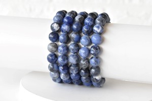 ขายส่งสร้อยข้อมือโซดาไลต์สีน้ำเงินคุณภาพสูง ขนาด 8 มม. ทรงกลม สำหรับการทำสมาธิและเป็นเครื่องประดับ - Product Image 3