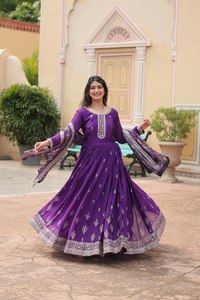 El último vestido Anarkali de trabajo de secuencia de bordado de seda Chinon de diseñador por FabZone - Product Image 5