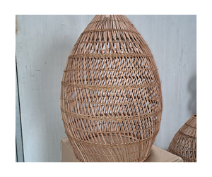 Lámpara de bambú natural Premium de Vietnam, luz decorativa hecha a mano perfecta para hoteles y Exportaciones en todo el mundo - Product Image 3
