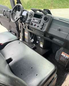 Compre el tractor John Deer XUV UTV fácilmente disponible en venta a precio barato Compre John Deer XUV Gator barato - Product Image 4