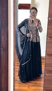 Nuevo estilo de Bollywood diseñador de ropa de fiesta Look bordado pesado con hilo multy y vestido de trabajo de secuencia, parte inferior con Dupatta - Product Image 2