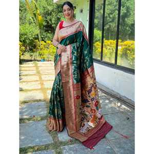 Hermoso Sari de Seda Paithani Verde Tejido para Recepciones y Bodas con Blusa para Ocasiones Especiales - Product Image 1