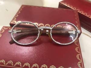 Lunettes de soleil unisexes de luxe en moissanite, légères, élégantes, sophistiquées, noires, anti-reflets, pour le quotidien, testées et approuvées - Product Image 4