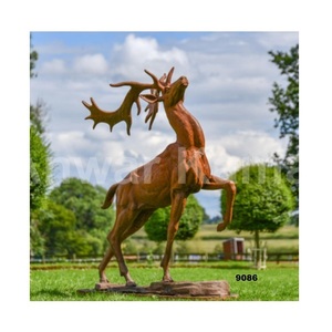 Sculpture de jardin de cerf en fonte brune de haute qualité Sculpture de jardin décorative pour décor de jardin de patio de parc de cour - Product Image 1