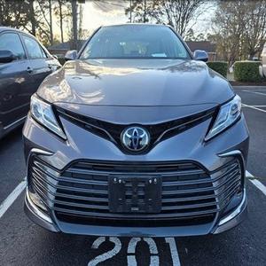 Toyota Camry XLE FWD Turbo Essence Automatique 5 Places Sièges en Cuir Toit Ouvrant 2023 Propre et Super Élégante 25001-50000 Miles - Product Image 1