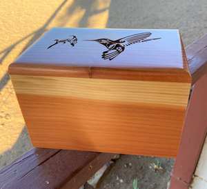 Urna de Cremación de Madera Extra Grande, Urna de Madera Grabada con Colibrí, Urna de Madera para Mascotas, Urnas de Cremación con Foto - Product Image 4