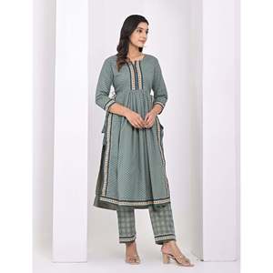 Green <b>Block</b> <b>Printed</b> Cotton Salwar Kameez Pant Set - Product Image 4