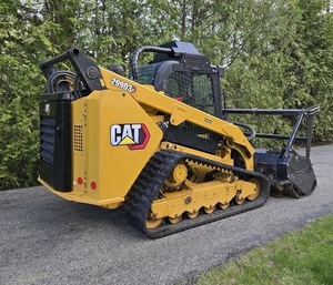 Chargeuse compacte sur chenilles CAT, attache broyeur forestier, chargeuse frontale, chargeuse-pelleteuse, capacité nominale de 4 tonnes, 92 kW - Product Image 3