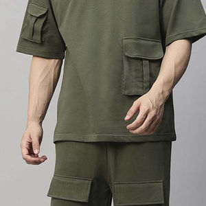 ชุดเซ็ตเสื้อยืดและกางเกงขาสั้นออกกำลังกายสำหรับผู้ชาย 2 ชิ้น แบบขายส่ง OEM ผลิตตามสั่ง รุ่นใหม่ล่าสุดสำหรับฤดูร้อน ระบายอากาศได้ดี ไซส์พลัส - Product Image 6