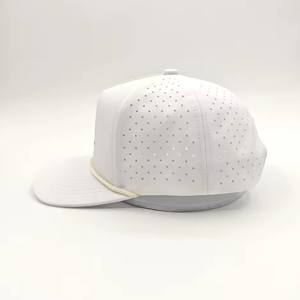 Gorra de Golf Personalizada 100% Acrílica, Impermeable, Transpirable, Deportiva, con Parche Tejido, Parte Trasera Curvada, Ajustable, para las Cuatro Estaciones - Product Image 5