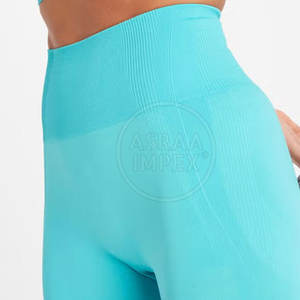 Legging Femme au Design Unique Fabriqué en Leggings de Meilleure Qualité pour Femmes En Stock Legging Femme Scrunch de Qualité Supérieure - Product Image 3