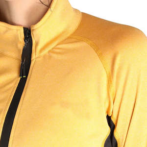 Conjunto Deportivo de 2 Piezas para Mujer con Logotipo Personalizado, Shorts y Camiseta de Manga Corta, Corte Regular, para Gimnasio, Entrenamiento y Uso Casual - Product Image 6