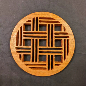 Handcrafted Wooden <b>Trivet</b> With Unique Grain Patterns And Heat Resistant Properties For Everyday Use - Product Image 1