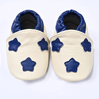 Adorables mocassins pour bébé, motif cerf, cuir verni respirant, chaussures pour bébé faites à la main, cadeau de naissance, style animal