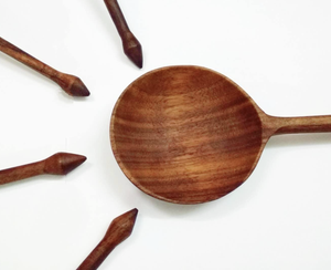 Cuchara de Cocina de Madera de Caoba Natural Diseñada para Servir y Voltear Alimentos con Acabado Fino Hecho en Vietnam - Product Image 4