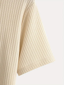 Camisa de punto a rayas para hombre, manga corta, cuello abotonado, textura acanalada, rayas verticales en blanco y negro, atuendo versátil para todas las estaciones BD - Product Image 5