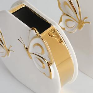 Beaux vases à fleurs en céramique de couleur émail avec des accents de papillons Pot décoré pour la décoration de la maison et du restaurant - Product Image 6