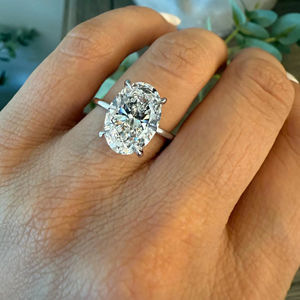 แหวนดีไซน์เนอร์หรูหรา4 CT สำหรับผู้หญิงประดับอัญมณีชั้นดีของขวัญงานหมั้นแต่งงานเจ้าสาวตัดวงรีเพชรปลูกในห้องปฏิบัติการความชัดเจน VVS - Product Image 1